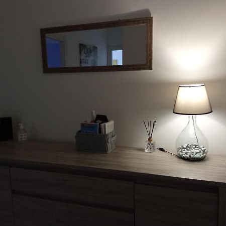 Family Apartment Бриндизи Екстериор снимка