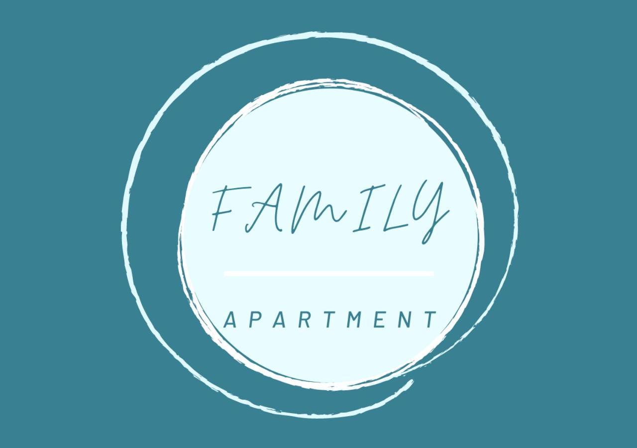 Family Apartment Бриндизи Екстериор снимка
