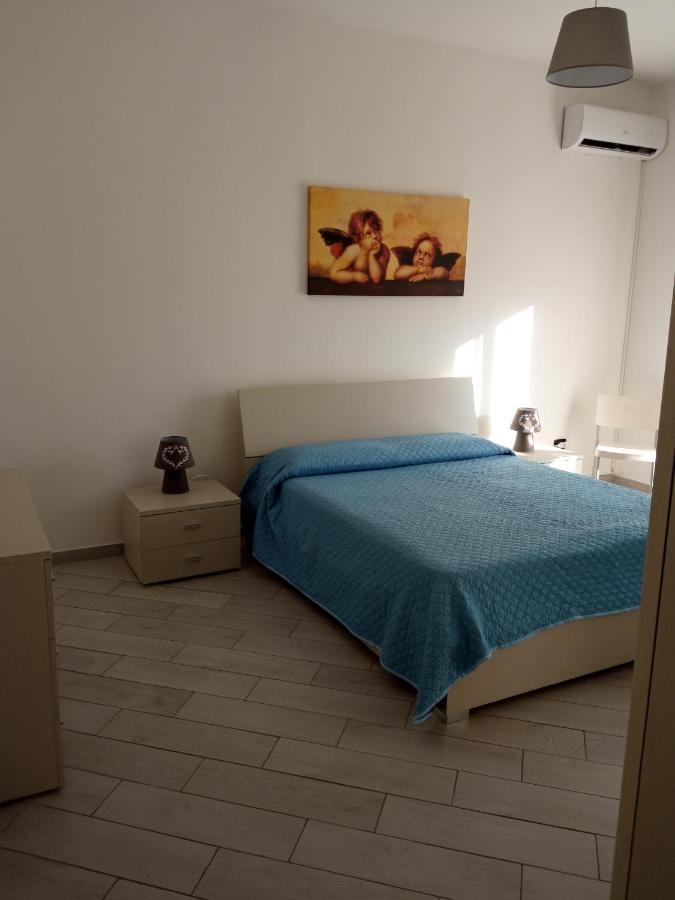 Family Apartment Бриндизи Екстериор снимка